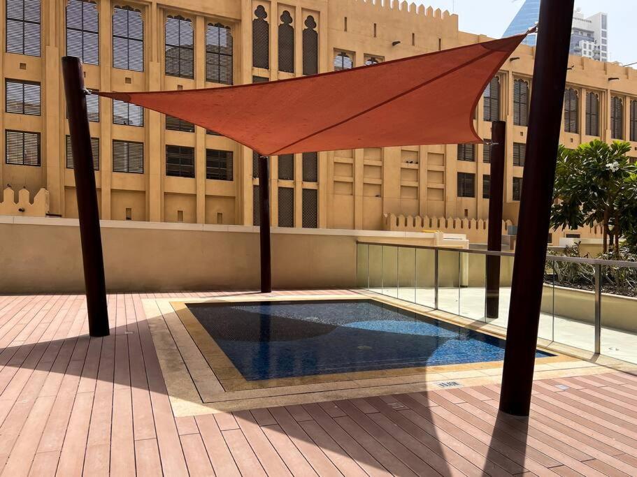 Appartamento Vogue Downtown - Bellevue Towers Dubai Esterno foto