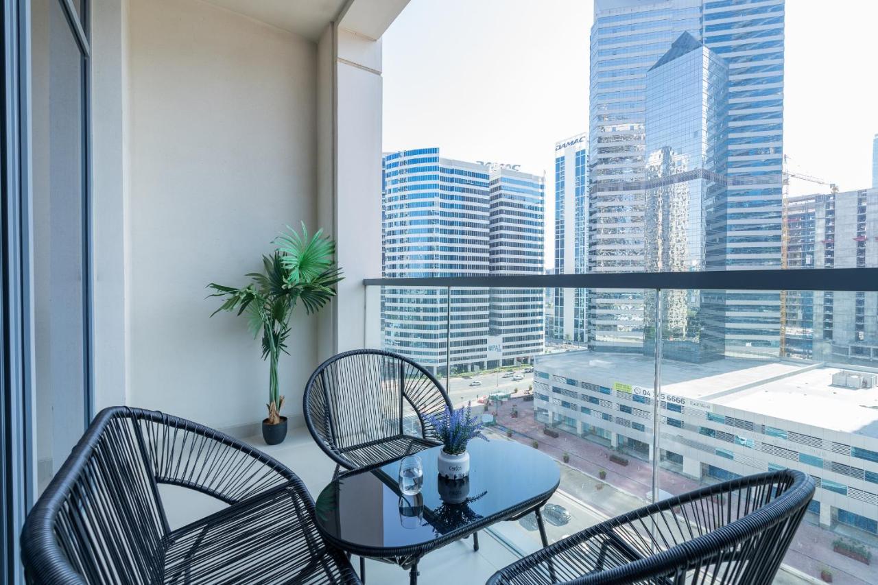 Appartamento Vogue Downtown - Bellevue Towers Dubai Esterno foto