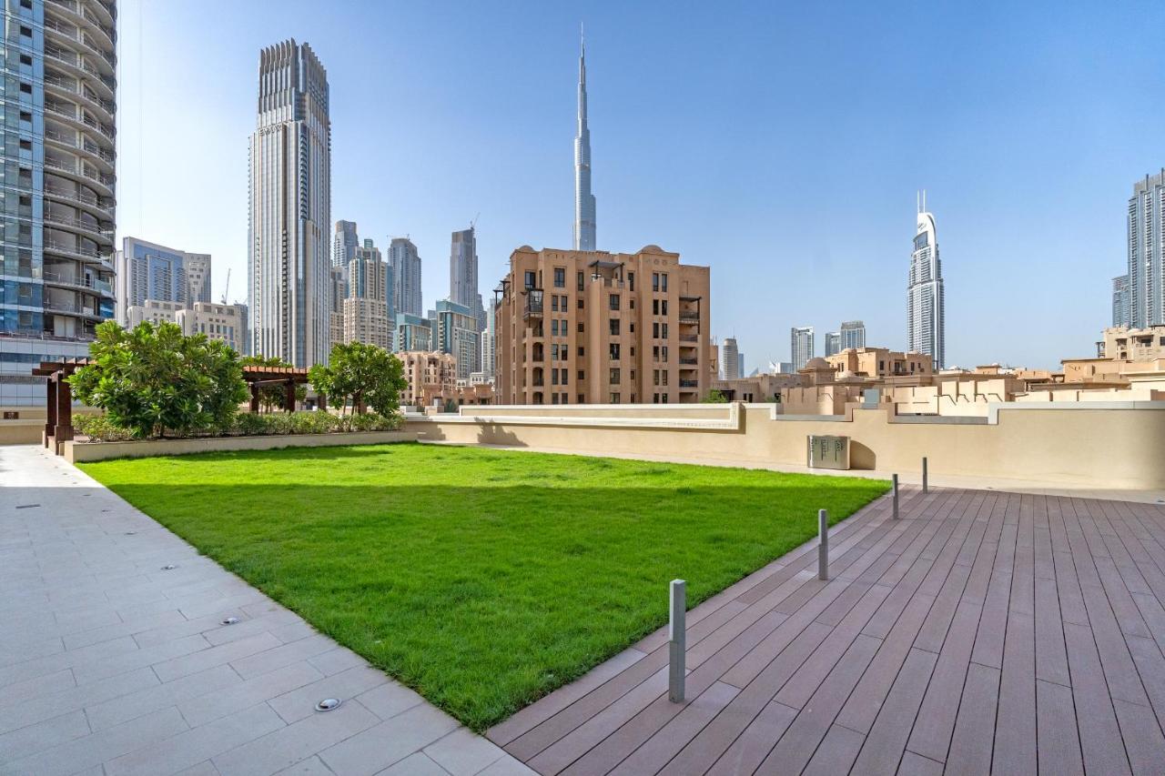 Appartamento Vogue Downtown - Bellevue Towers Dubai Esterno foto