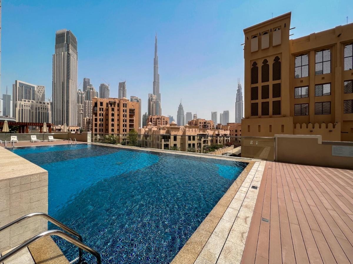 Appartamento Vogue Downtown - Bellevue Towers Dubai Esterno foto