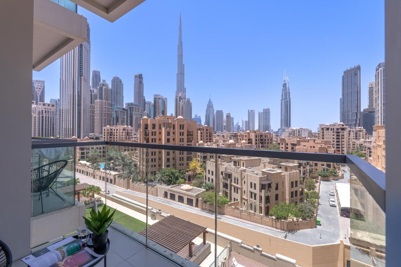 Appartamento Vogue Downtown - Bellevue Towers Dubai Esterno foto