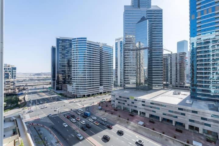 Appartamento Vogue Downtown - Bellevue Towers Dubai Esterno foto