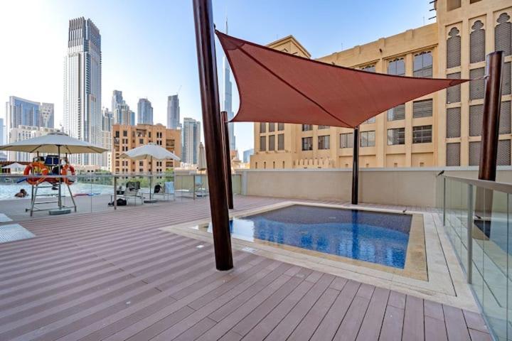 Appartamento Vogue Downtown - Bellevue Towers Dubai Esterno foto