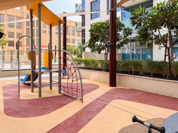 Appartamento Vogue Downtown - Bellevue Towers Dubai Esterno foto